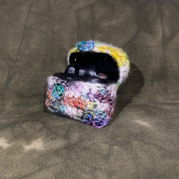 Rainbow Earbuds Case - Picture 3 of 5